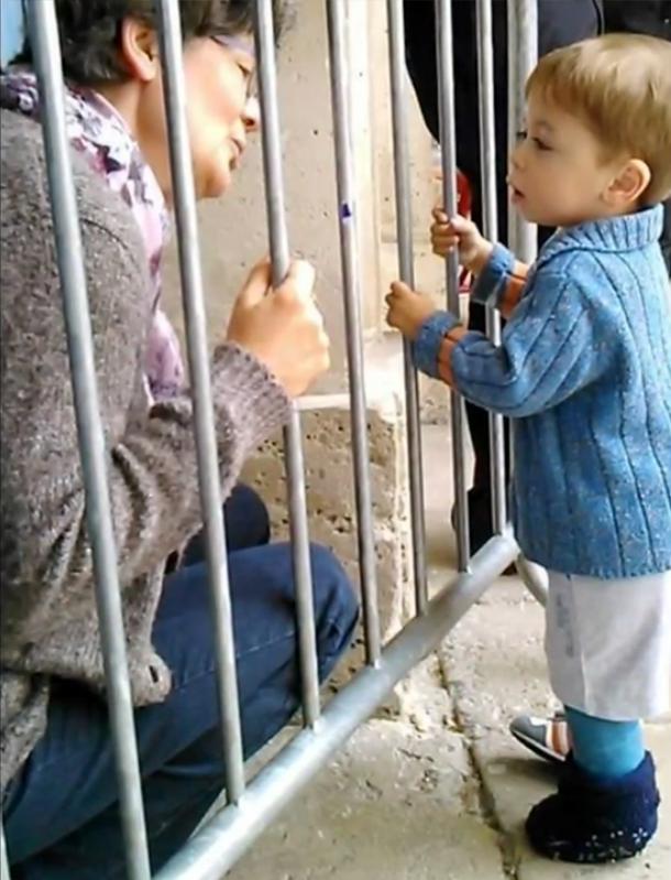 VictoireEnfants's tweet photo. Souvenons nous de ce qu'à fait @MarisolTouraine et consorts aux familles et petits patients de #Garches
@eddygaugey http://t.co/rb9daQHnnV