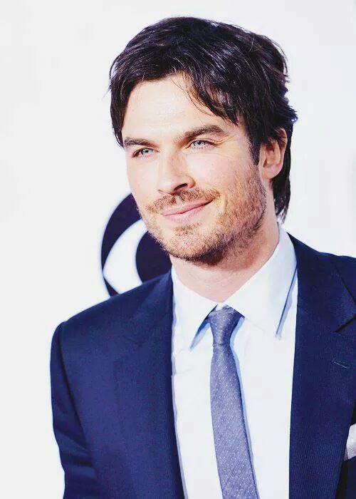 Esse cara nunca envelhece 36 anos e sambando uhhuuul parabéns Happy Birthday Ian Somerhalder From Brazil 