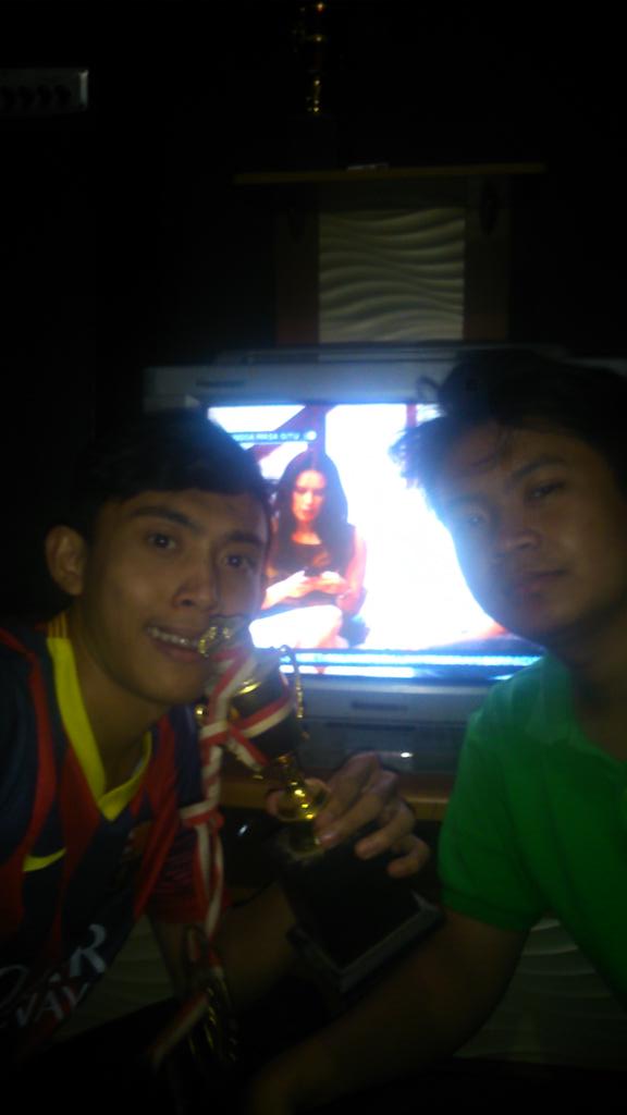 ipanddombee's tweet photo. #NETMiliuner_2 http://t.co/BZrcchUj1A