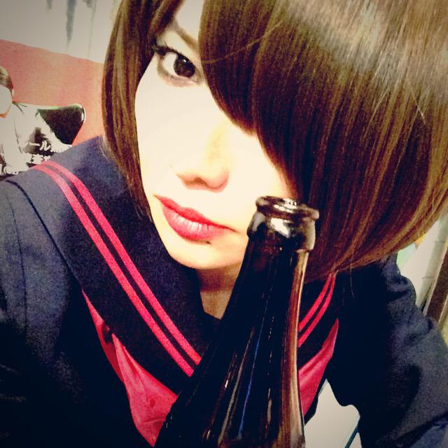 マリアンヌ東雲 普段は絶対に行かない同窓会に出席してはみたけれど 皆 引いてるわ Http T Co Fse0smujyq