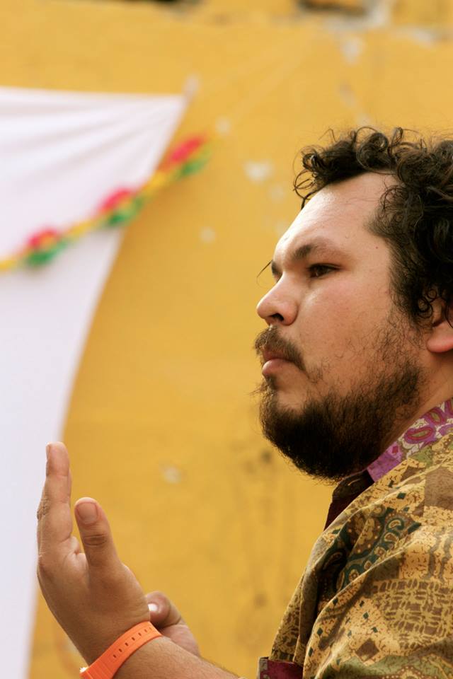 lamolestar's tweet photo. El gran Toño San Martin , director de La Molestar , en lanzamiento de 2do disco en Parque Juan XXIII!! http://t.co/HSlaOQiJWl