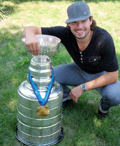 Happy 25th birthday to Drew Doughty 