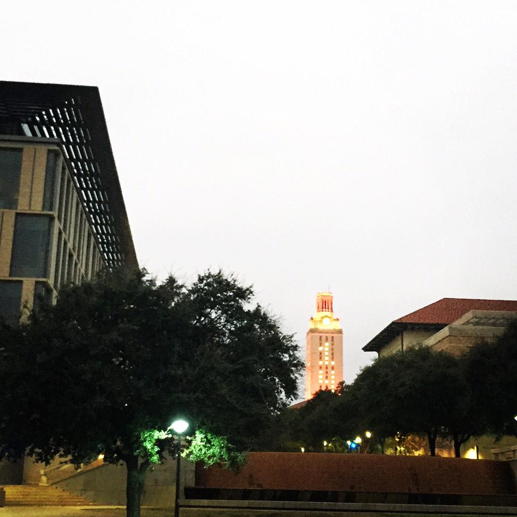 akappus's tweet photo. Congratulations to all of the #UT14 @utaustin graduates! Go out and change the world for the better. #WhatStartsHere http://t.co/AP3OhYanxn