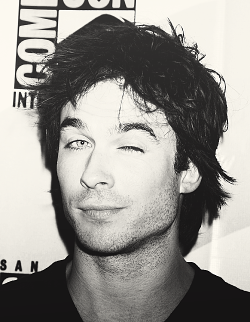 Parabéns Ian, tudo de bom seu lindoooooo, gostoso, maravilhoso <3
Happy Birthday Ian Somerhalder From Brazil 