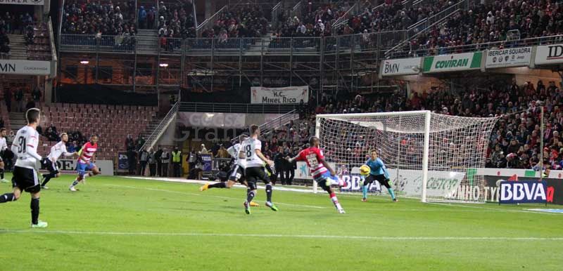 RomanCallejon's tweet photo. Mi contracrónica: ¡Sí se puede! #GranadaCF #GCFvsVCF http://t.co/exRKwEsb2w http://t.co/U0CNHHPT5I