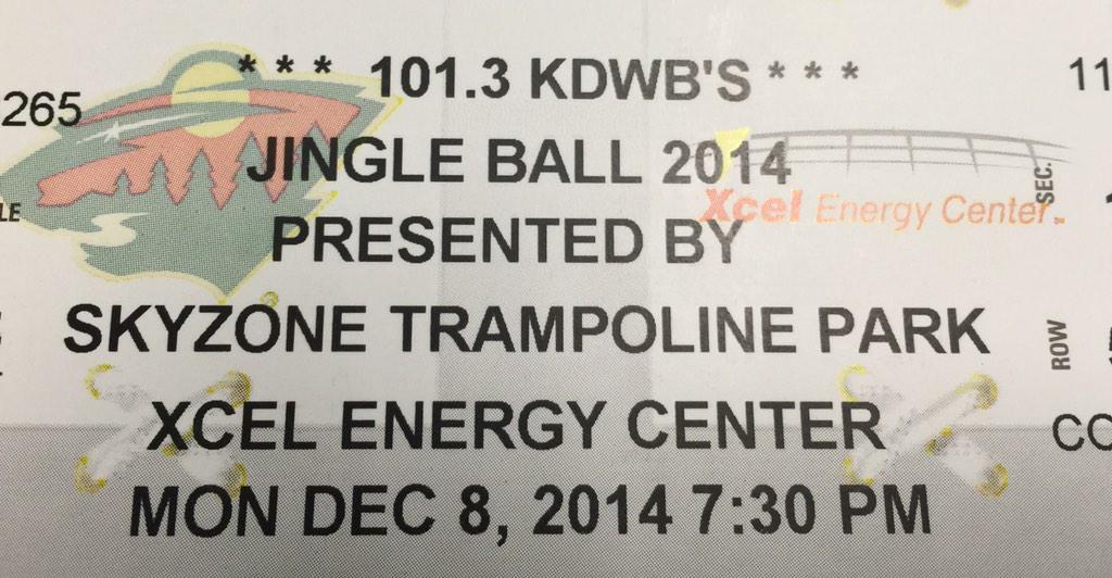 NHagemo's tweet photo. #kdwbjingleball is tonight!!! http://t.co/jdTAL6fRYN