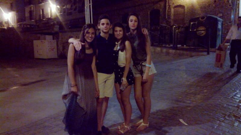 Chariijuarez's tweet photo. Yo quiero que vuelvan esos días de verano 💓 http://t.co/H7Xeo6cvdm