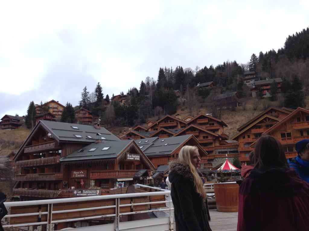 KateDeans95's tweet photo. Where's the snow?! 🙈😢 http://t.co/qOG3C0YCey