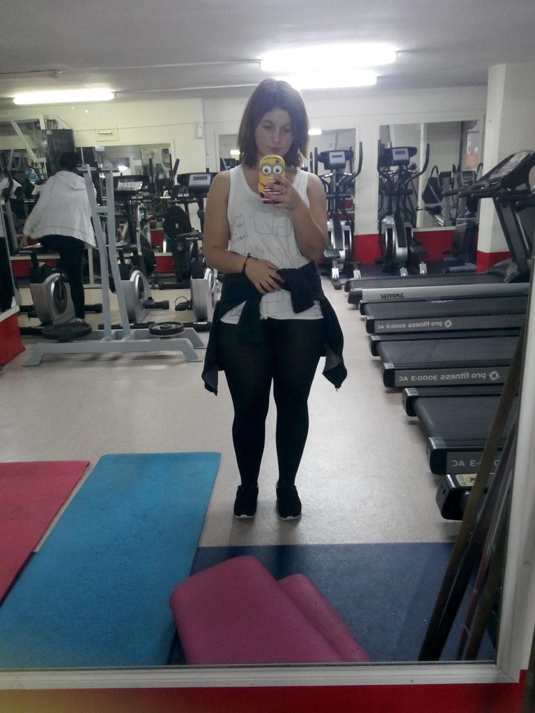 Spor aski caresiz kalip kilotlucorapla spor yapmaktirrr huuhh