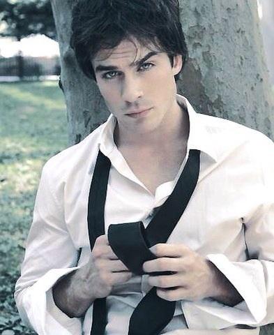 O que falar desse homem que tira minha sanidade com um olhar Happy Birthday Ian Somerhalder From Brazil 