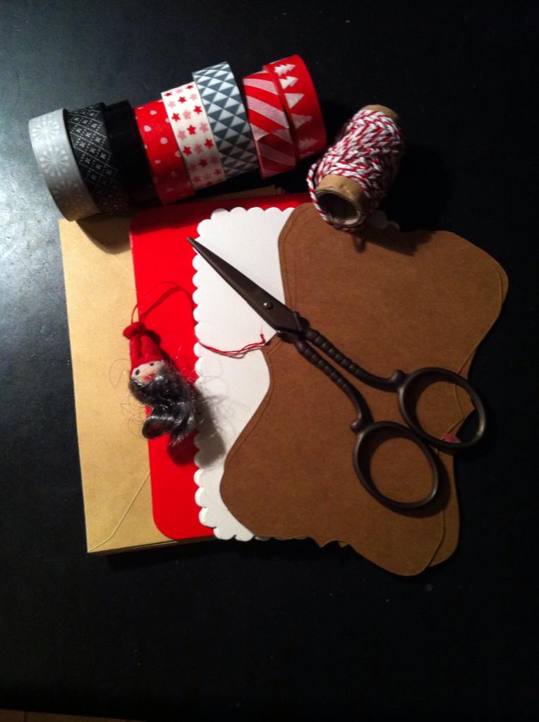 Lotske's tweet image. Lekker bezig ❤️ #kerstkaarten #diy