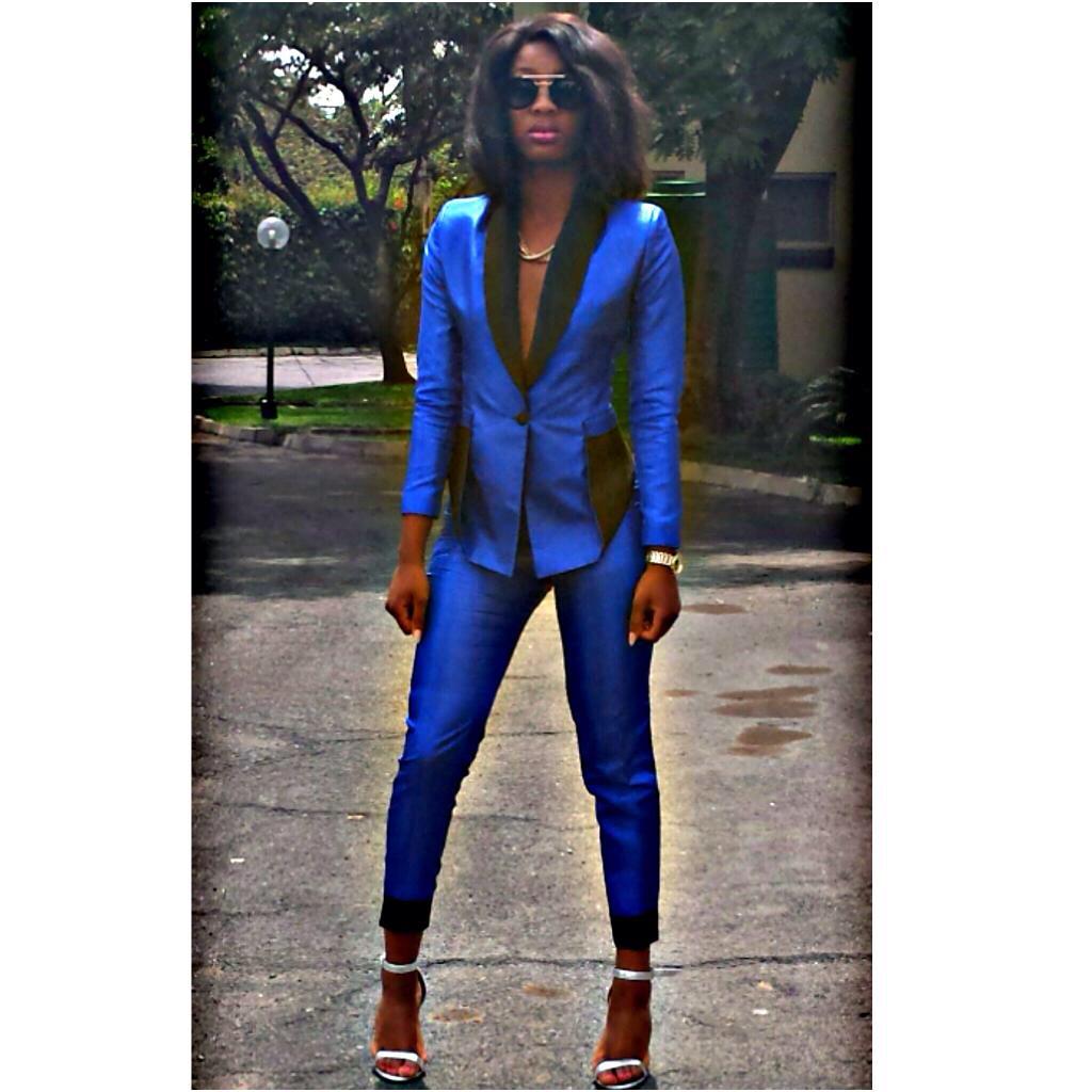 BadBitchesZim's tweet photo. @The_LowiBarBie http://t.co/JBsfLI1frK