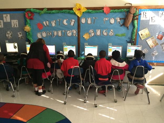 OmarEValdivia's tweet photo. @hisdSTEM Ross is coding! http://t.co/h9YHHdWwNo
