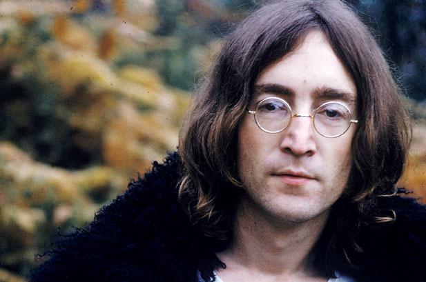 MTVClassic's tweet photo. John Lennon was shot + killed outside his apartment #OnThisDay in 1980. http://t.co/q1RCQOrTdB