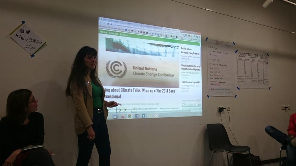 filosofoui's tweet photo. .@FYEG our own @morganhenley presenting @Ecosprinter at the #altercop20 workshop in #Brussels http://t.co/52wy2gb0HP
