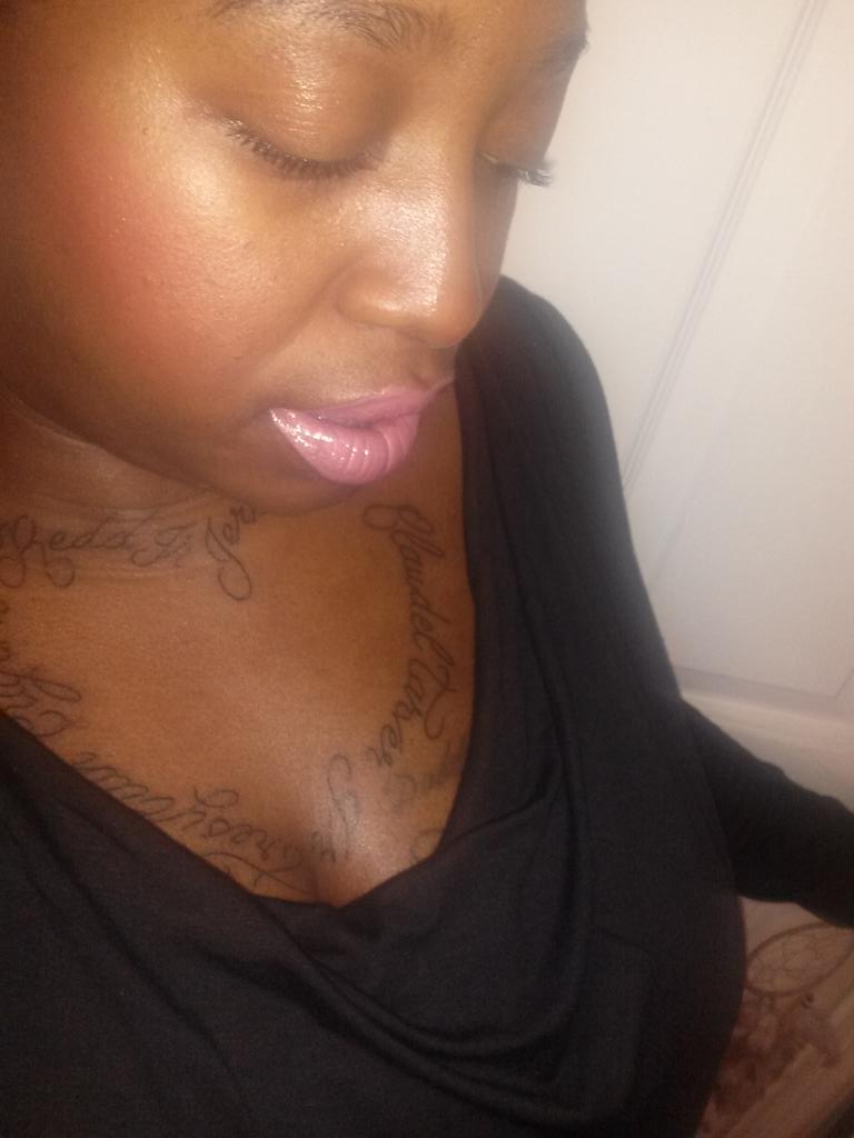 organickloxlng1's tweet photo. Luvn Me........with my #BigHead #BigNose #BigLips #AllNatural #NaturallyMe #PieceOfMe #ImLuvnIt http://t.co/zRoptdTzZP