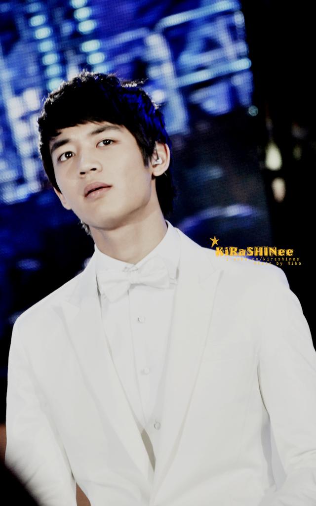 Happy birthday choi minho!! stay as 5 with     