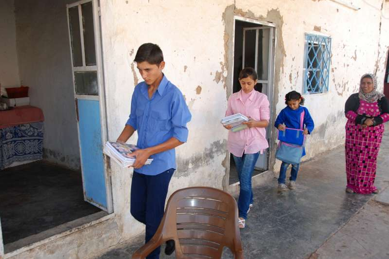 Refugees's tweet photo. "Education is not a luxury, it's a necessity for our children" http://t.co/ZI2VDCvp6o http://t.co/myxC4C64Ya