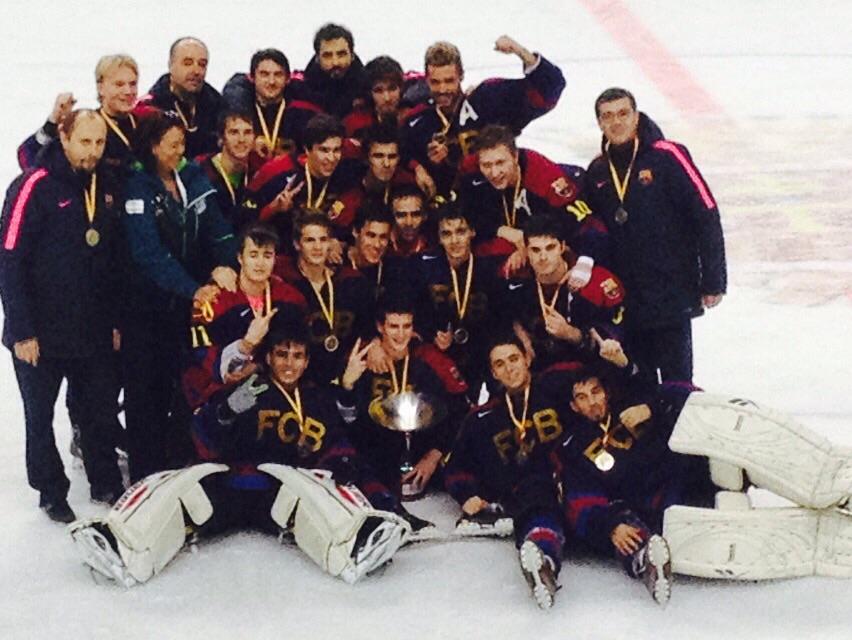 mesqueunclub.gr: FC Barcelona won the Cup U-20 ice hockey pics
