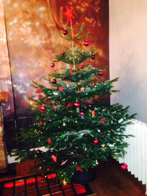 Edxmas's tweet photo. Here's @SobaEdinburgh's #DecorateEdinburgh Tree! Click here for details of the project:  http://t.co/aT5Hec6lIp http://t.co/5haEMetRIa