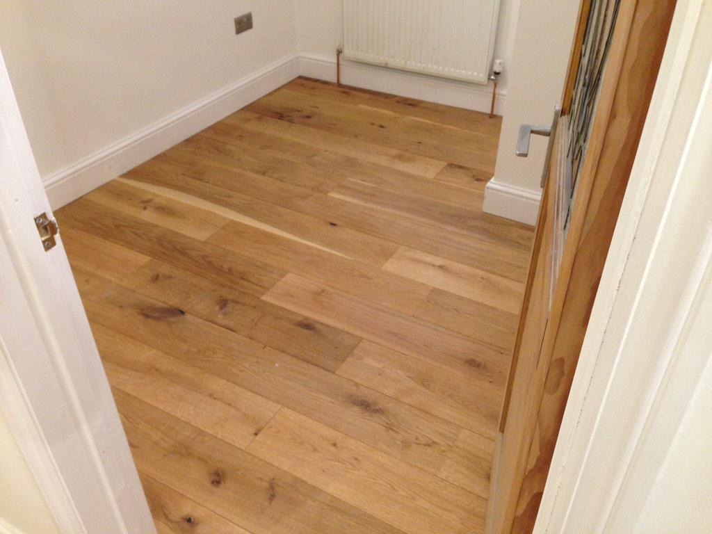 jamierolt's tweet photo. 100 meters finished solid oak flooring http://t.co/omlpG1jTqP