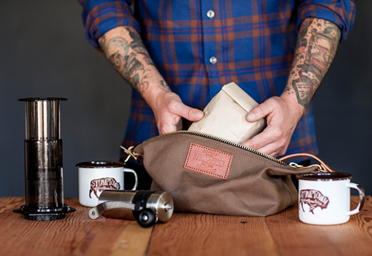 acontinuouslean's tweet photo. 55/72: @stumptowncoffee x @WoodandFaulk Travel Coffee Kit #ACLGifted http://t.co/ic11oRo2ny