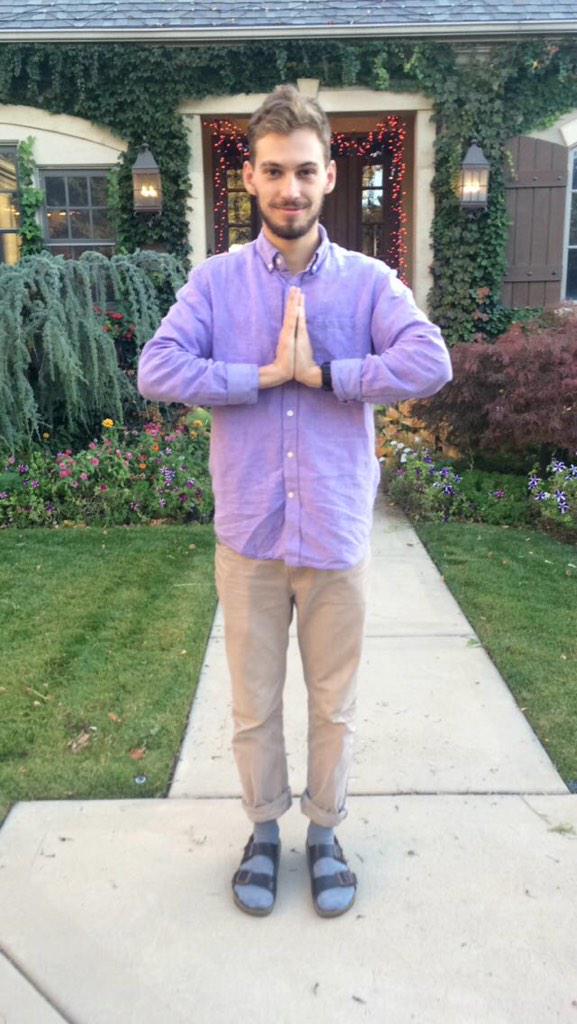 MichaelclarkTay's tweet photo. @mitchyballaaaa will be teaching Brazilian jiu jitsu MWF from 7-9pm. Sign up at the halladay inn. classes end in Feb. http://t.co/9968mbKps0