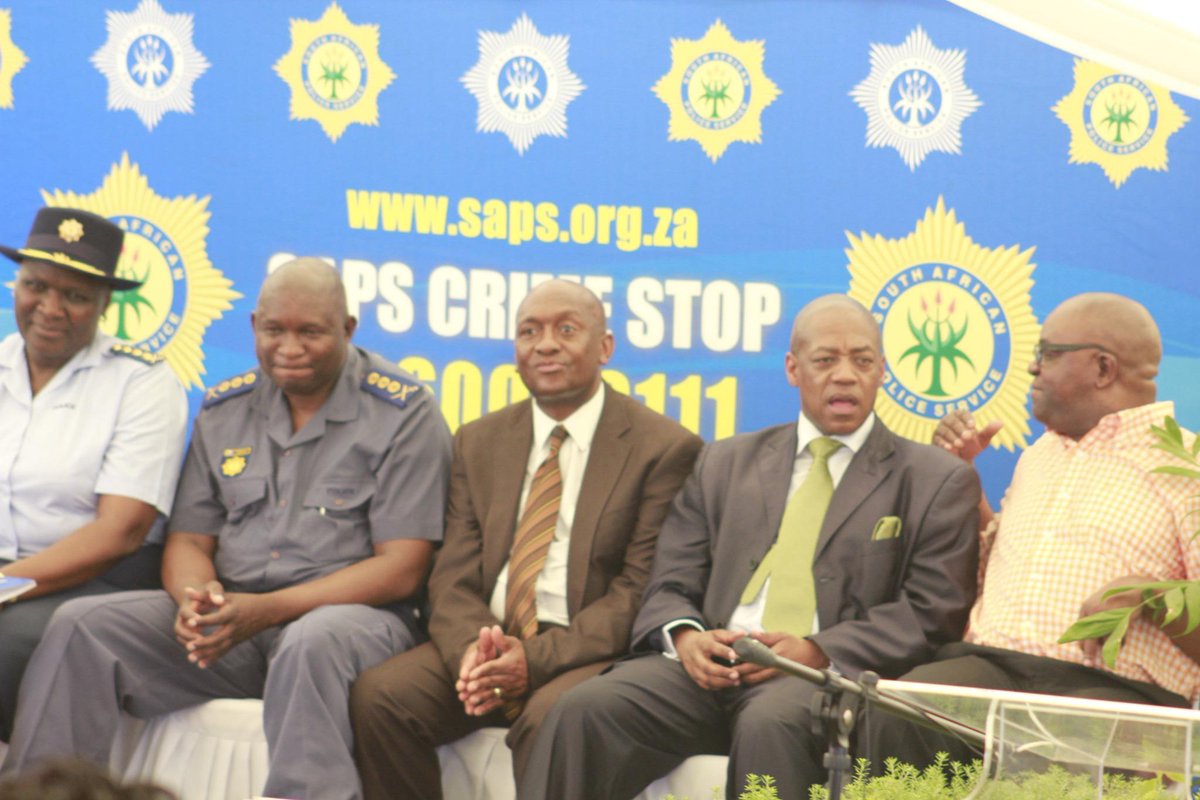 FreeGeneration's tweet photo. @SAPoliceService  showed the community of Mamelodi, that they do lead in fight against Violence Towards Women http://t.co/H5XAIis0fM