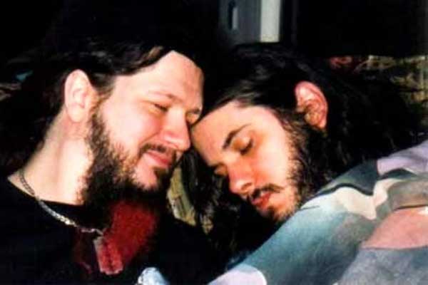 samXroon's tweet image. Read @PhilipHAnselmo's Touching Tribute To #DimebagDarrell HERE: snblnk.com/4r3 #RIPDIME #HeavyMetal \m/