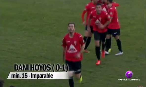 DeportesCMM's tweet photo. RT si crees que el gol de @danihoyos_16 para el @CPVillarrobledo es el mejor de la jornada http://t.co/uodvks10hm http://t.co/hfvwsAMsP1