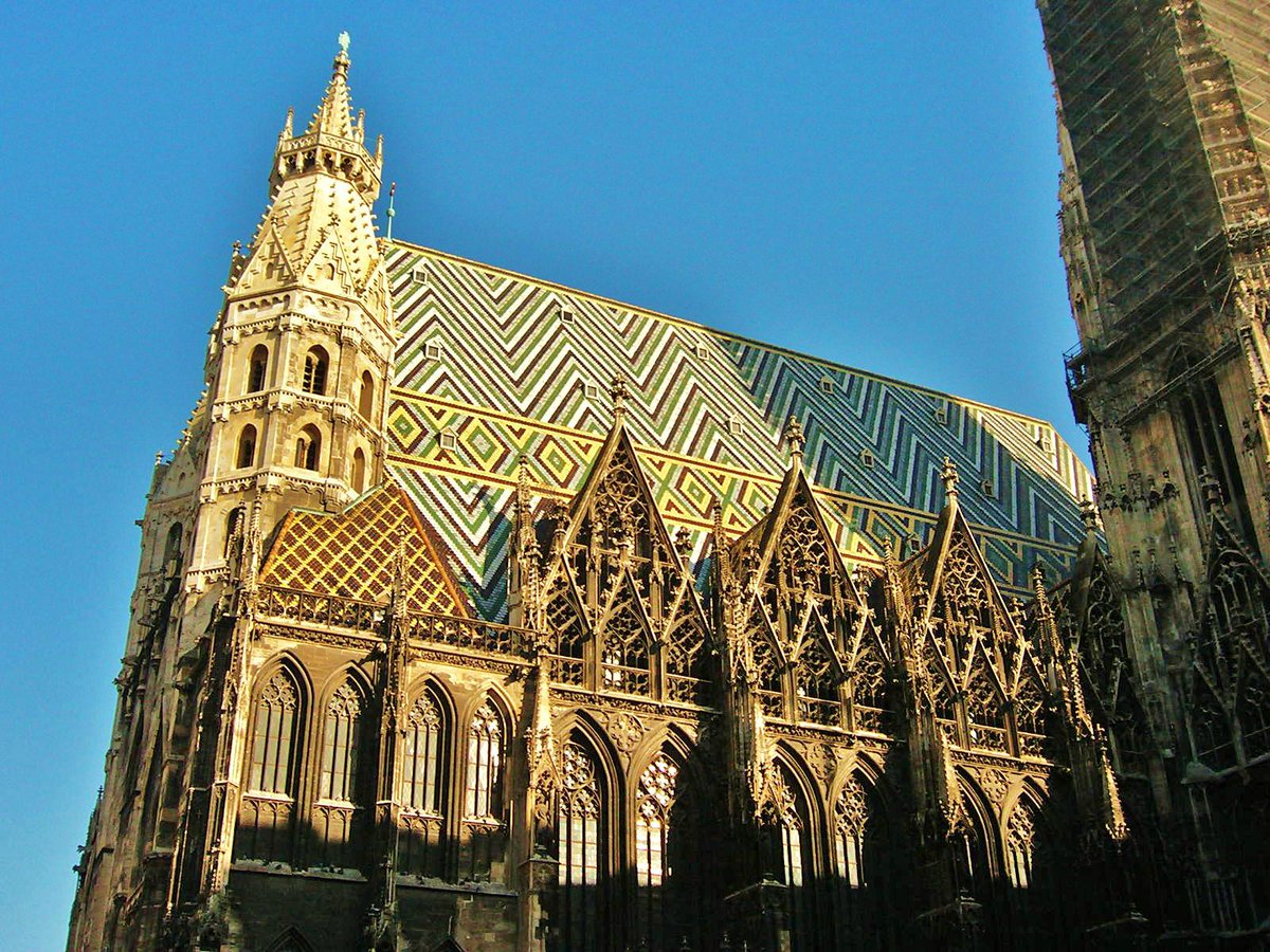 Tripadvisor's tweet photo. #GlobalABCs Spotlight: #Vienna. What's your best tip for visiting this city? http://t.co/Lifv30gveM