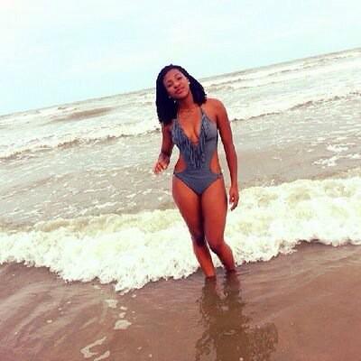 BadBitchesZim's tweet photo. @BellaFlockaa http://t.co/2o3nNmUcJn