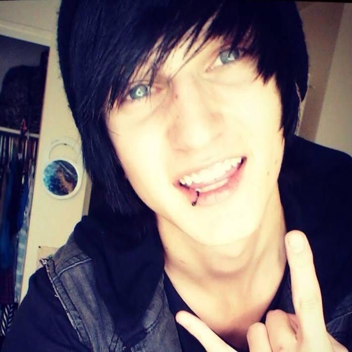 Me666Call's tweet image. Haha heyyyy-jordan