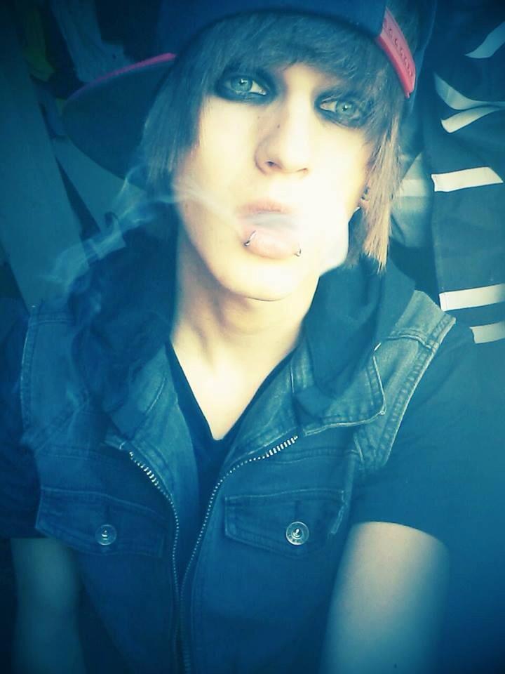 Me666Call's tweet image. Haha heyyyy-jordan