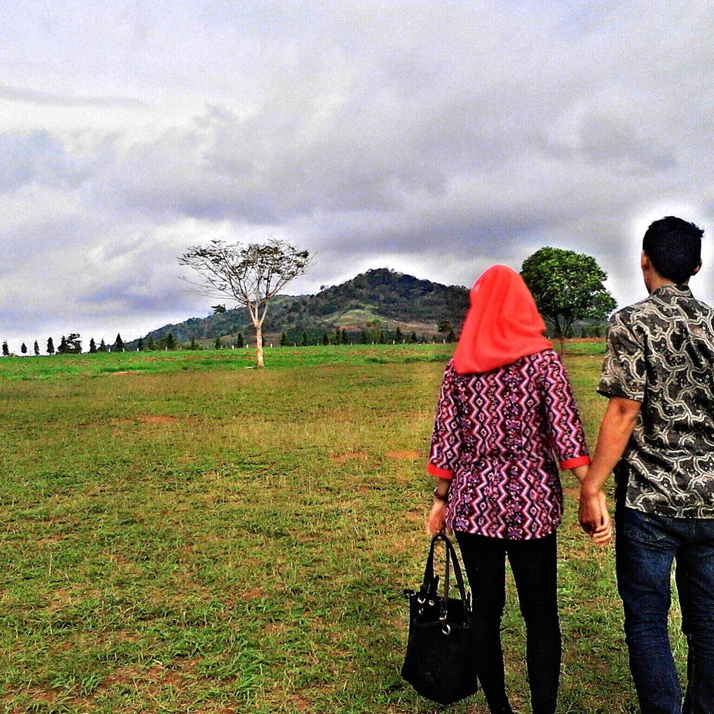 Semoga kami selalu bersama...tak tau jodoh apa bukan..yg penting kami berusaha agar kami tak berpisah