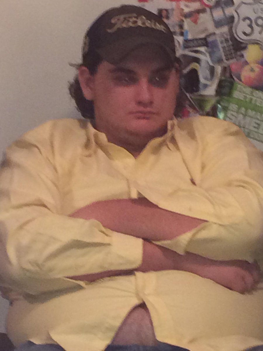 itsHenson's tweet photo. It's a new hour!!! Here we look back to when Ray was upset about not handling his alcohol well. #RayDay2014 http://t.co/ErZBWI9r2E