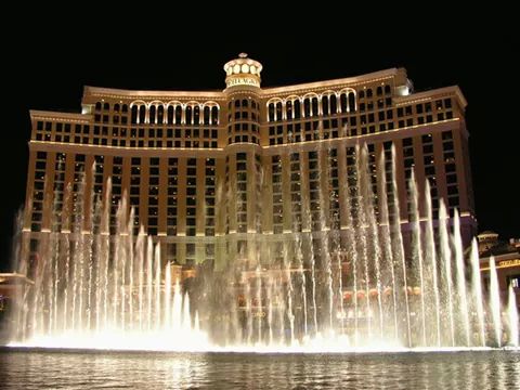 AvilesCuev's tweet photo. Pues pasiandome en las vegas http://t.co/9FRfnD2HW7