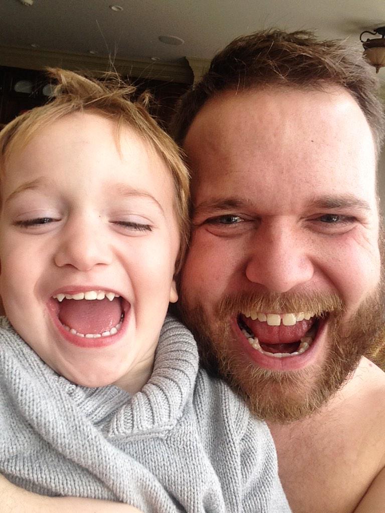 Kreaised's tweet photo. Love #gaydads #morningcuddles http://t.co/suiji2aZeD