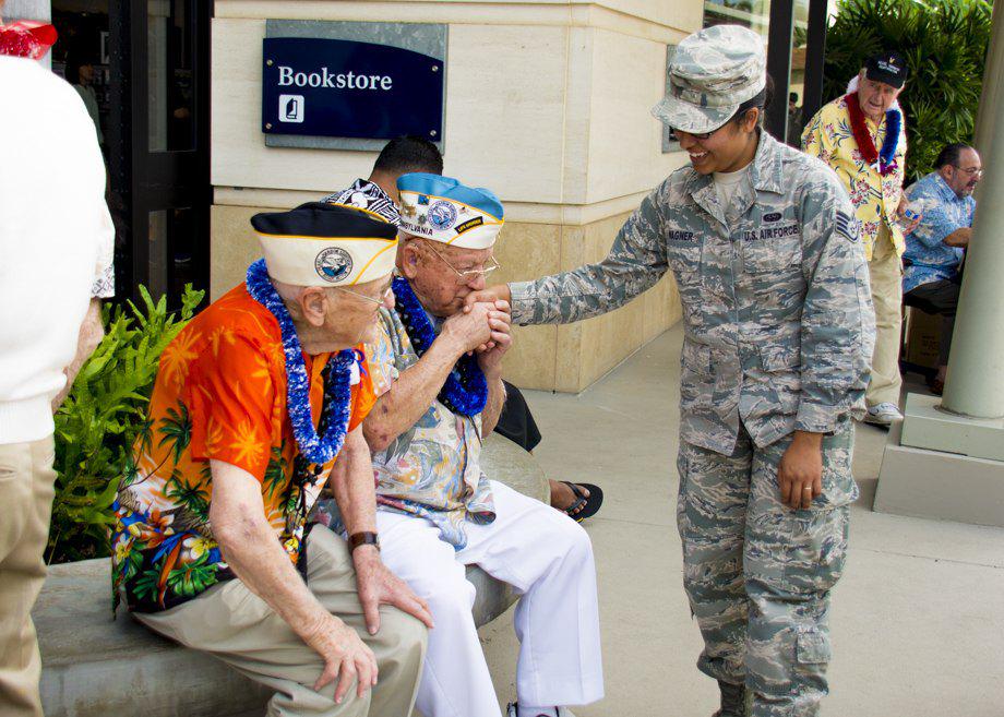 theCHIVE's tweet photo. The Greatest Generation returns to Pearl Harbor (49 Photos: http://t.co/GE5bT1fuHn) http://t.co/Iy2VHjEhXp