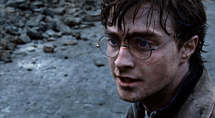BFMTV's tweet photo. "Harry Potter", de retour le 12 décembre http://t.co/jxnY81Vc6V http://t.co/ZH38QcYeQ3