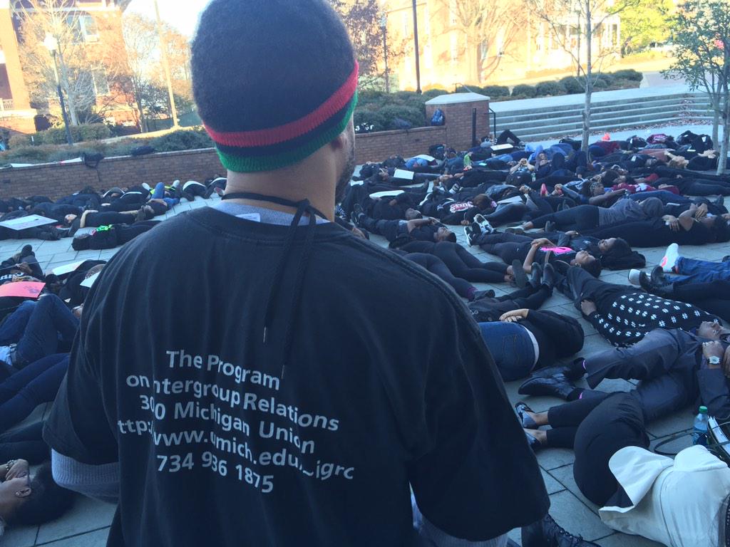 SFreePress's tweet image. @raviperry documenting the #MSUdiein