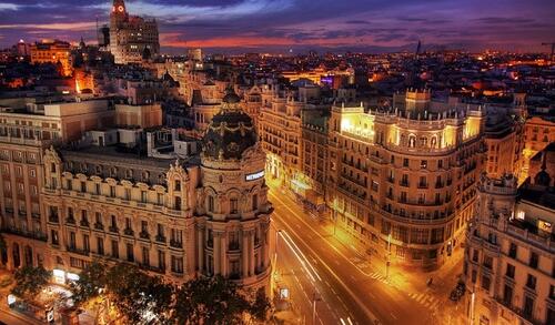 _Paisajes_'s tweet photo. 'y que Madrid nos vea paseando por sus calles.' http://t.co/Hsf2tRlAm1