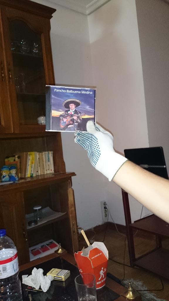 jonarriazu's tweet photo. #ElElvisMejicano @SChocarro @Mikel_ltx #JoseBonbin http://t.co/F8NBTjzdNG