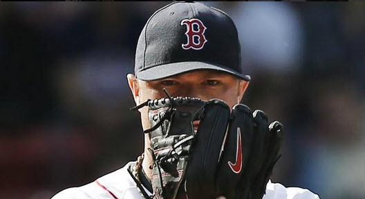 OnlyInBOS's tweet photo. All I want for Christmas is...#PayLester http://t.co/Gwg4CcGi50