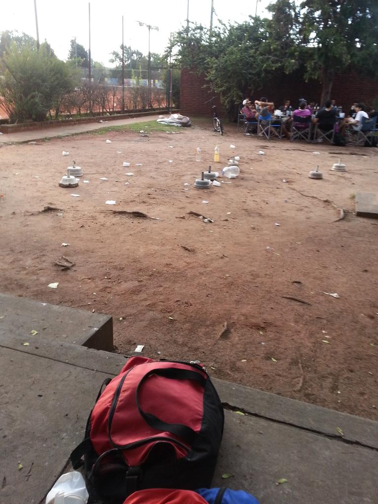 Donde están?  No se los ve...ahi? Donde?  #TercerTiempo