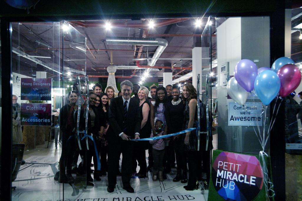 Petit Miracles tweet media