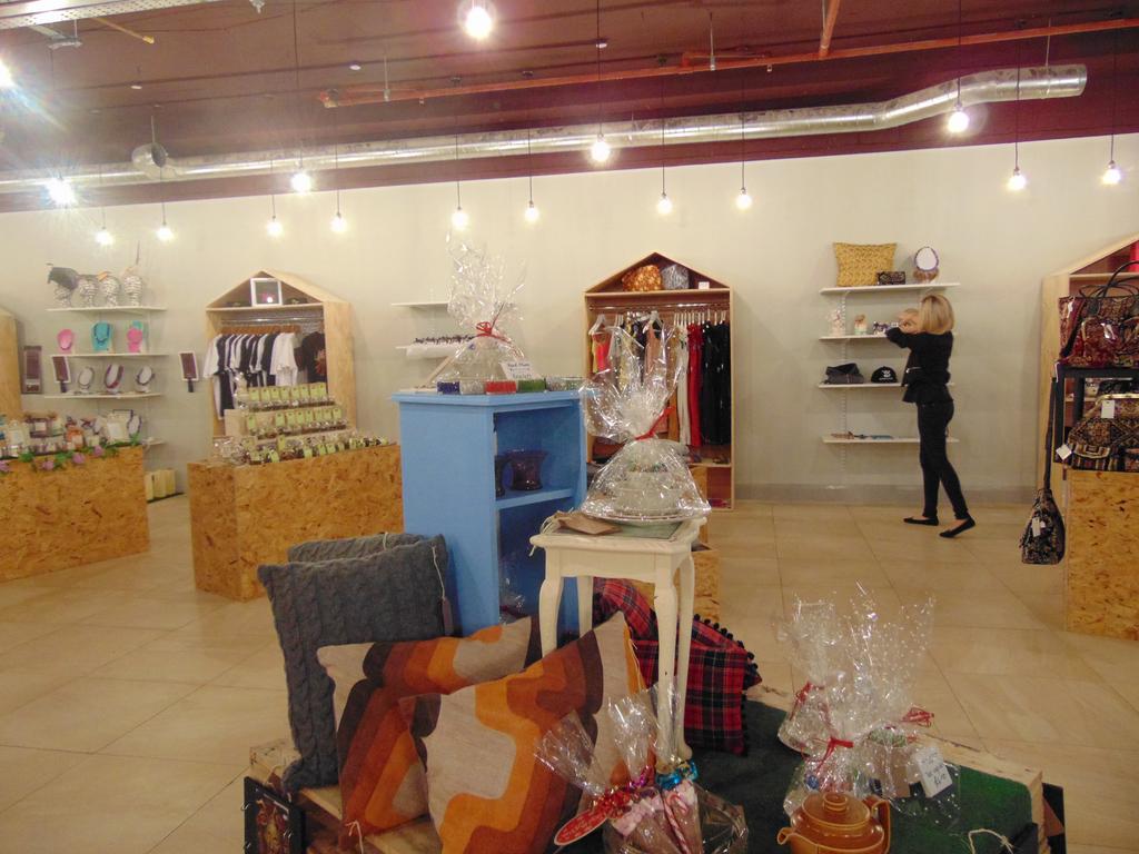 Petit Miracles tweet media