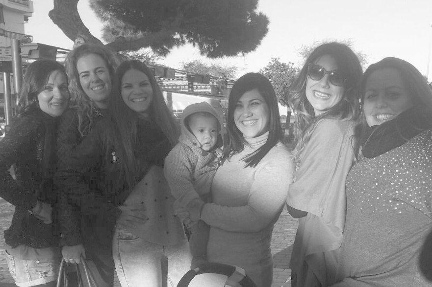 RocioDelLolico's tweet photo. Ole las fotos que hace @toscanito7 #tehasluciocabron @Martarolopez @TRODOLOSI @destermorris @RocioRasco @IralaAroa http://t.co/hsLZF8VIss