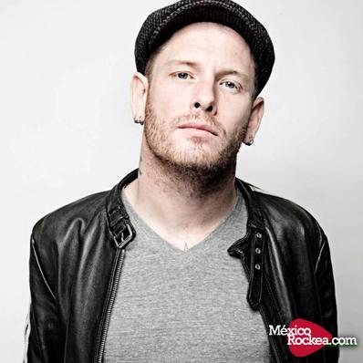 MexicoRockea's tweet photo. #CoreyTaylor, vocalista de #StoneSour y #Slipknot cumple 41 años hoy! http://t.co/LyvPiRpuUV http://t.co/L6B6oCFMNy http://t.co/MOgi6nml6K