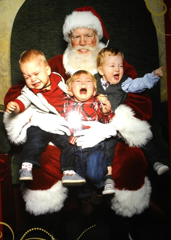 TheEllenShow's tweet image. Ho Ho Ho.    No. No. No.